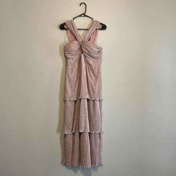 Saylor Bhldn dress lilac color. Size Large. Worn once. - Picture 2 of 5
